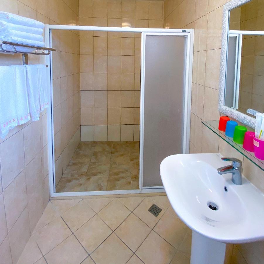 Ferienwohnung Lei Mi Er Hua Yuan Min Su Pinghe Exterior foto