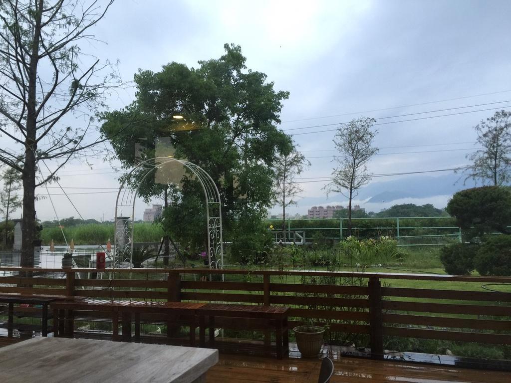 Ferienwohnung Lei Mi Er Hua Yuan Min Su Pinghe Exterior foto